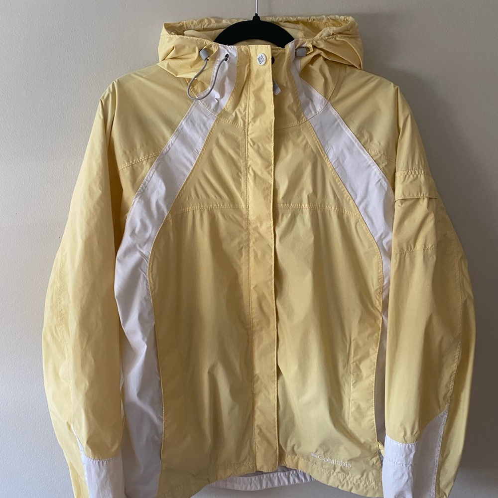 Columbia yellow rain jacket